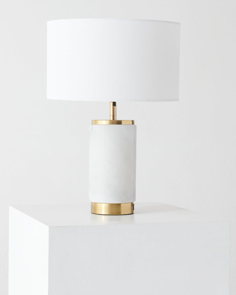 Arden USB Table Lamp - product view 1