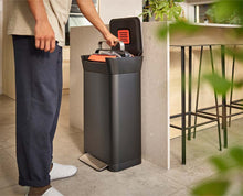 Titan 30L Black Trash Compactor - product view 2