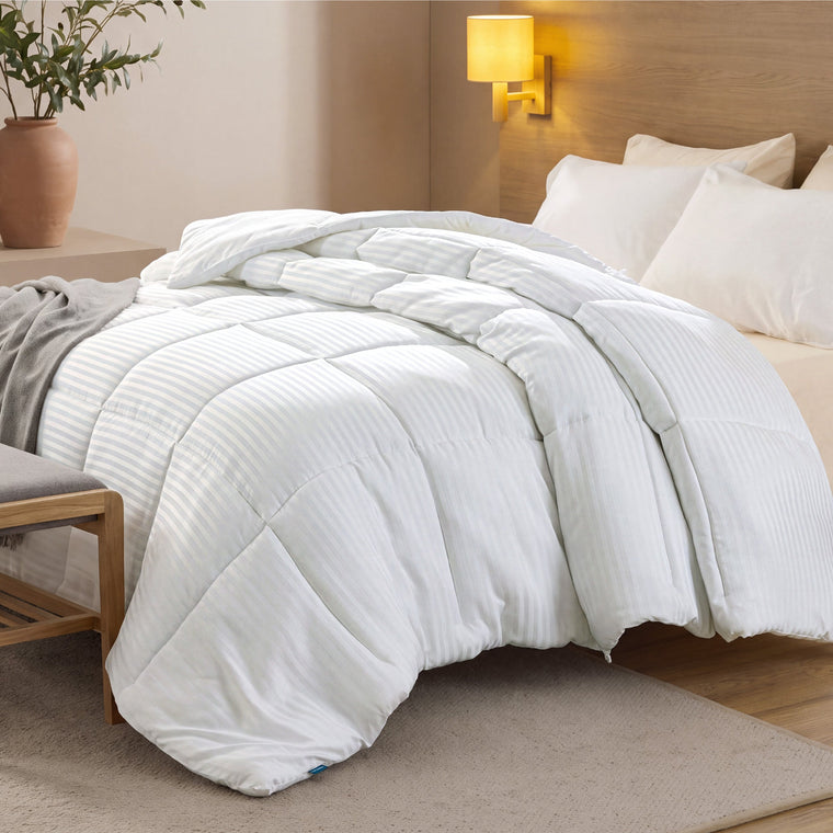 All-Season Striped Comforter - product view 1