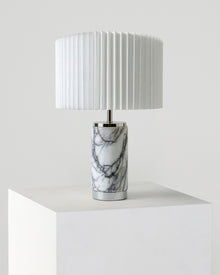 Arden USB Table Lamp - product view 8