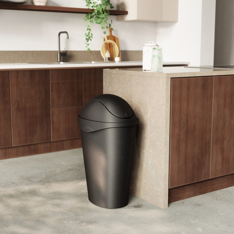Swinger Trash Can - product view 1